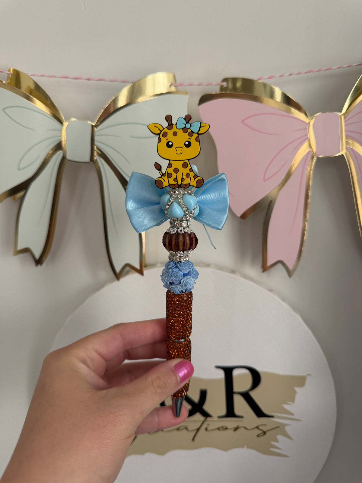 Giraffe Pen Topper